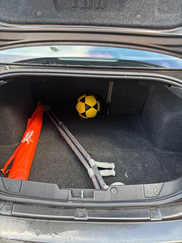 Fiat Linea 1.3 M-Jet Emotion - 10