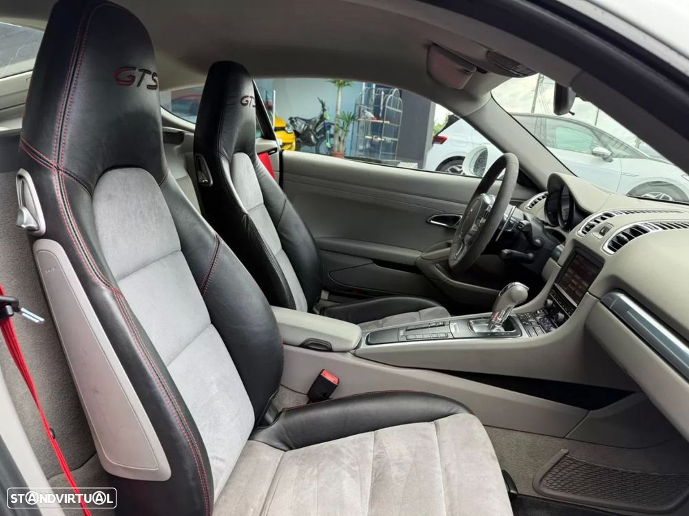 Porsche Cayman 2.7 PDK - 12