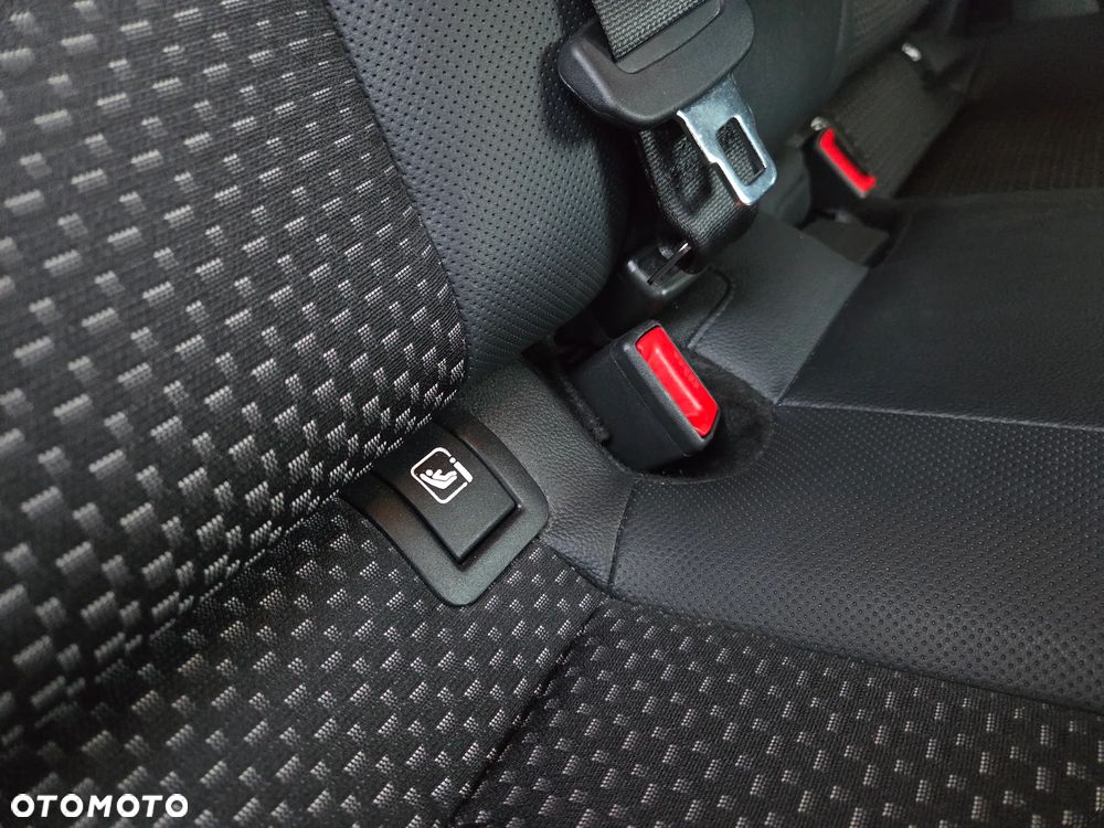 Kia XCeed 1.6 T-GDI L Business Line DCT - 29
