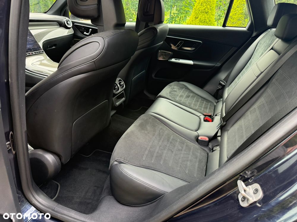 Mercedes-Benz GLC 300 mHEV 4-Matic AMG Line - 15