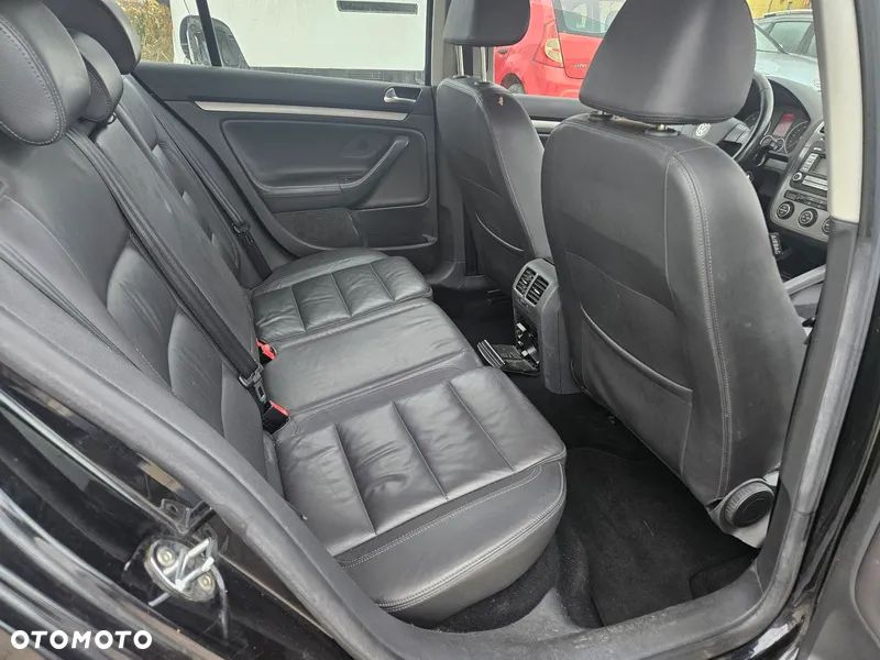 Volkswagen Golf V 1.9 TDI Comfortline - 16