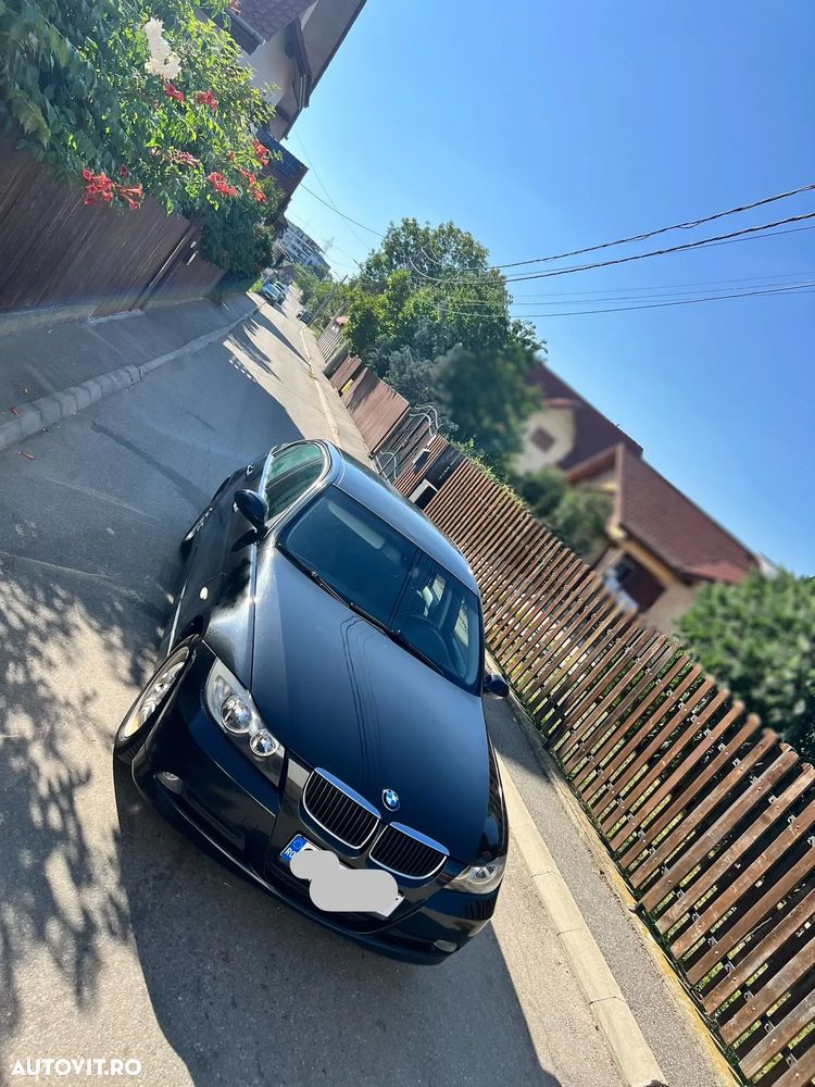 BMW Seria 3 318i - 1