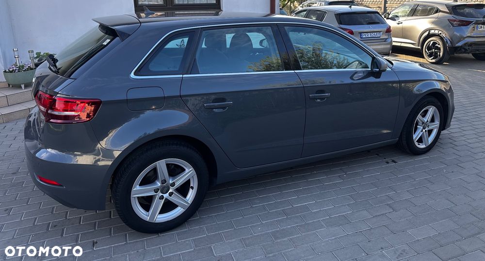 Audi A3 Sportback 1.6 TDI sport - 19