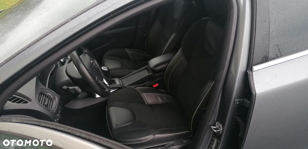 Volvo V40 T3 RDesign - 9