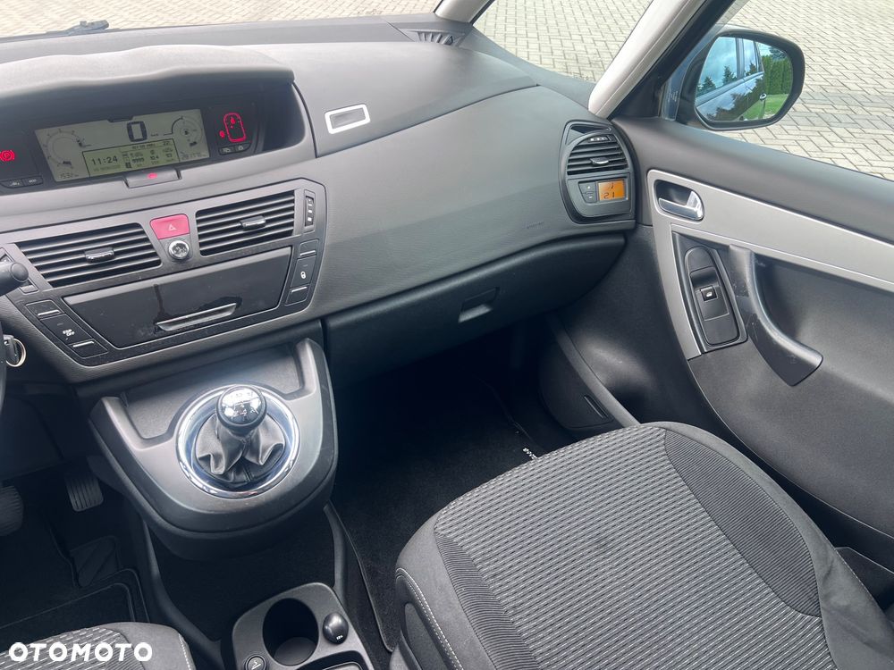 Citroën C4 Picasso 1.8 16V Advance - 26