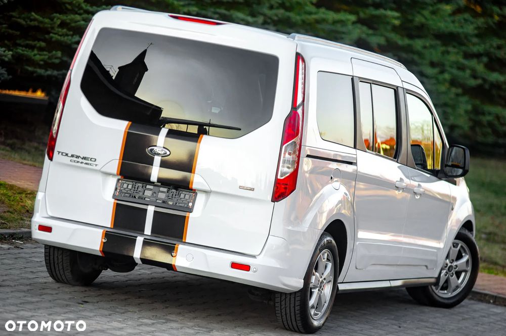 Ford Tourneo Connect - 11