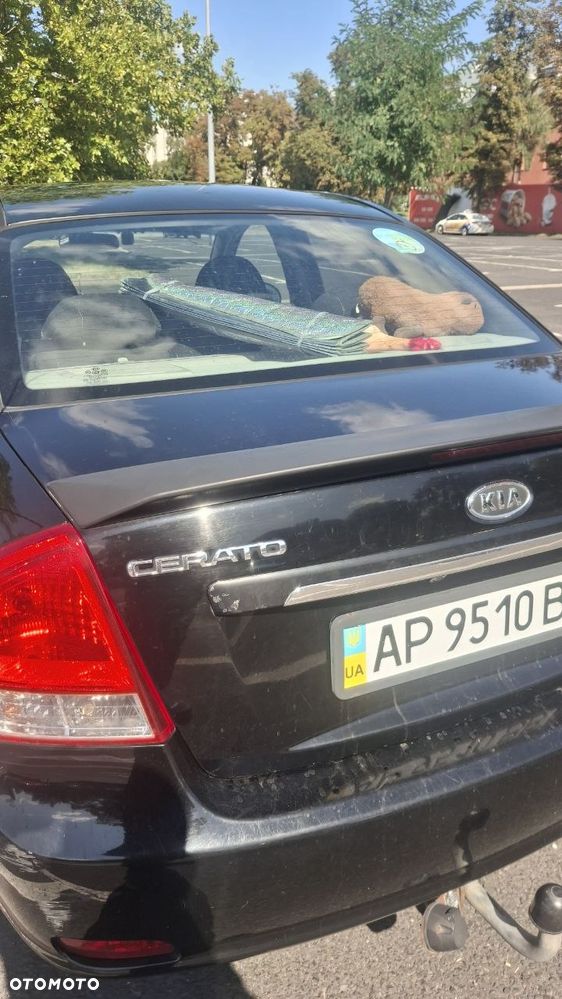 Kia Cerato - 8