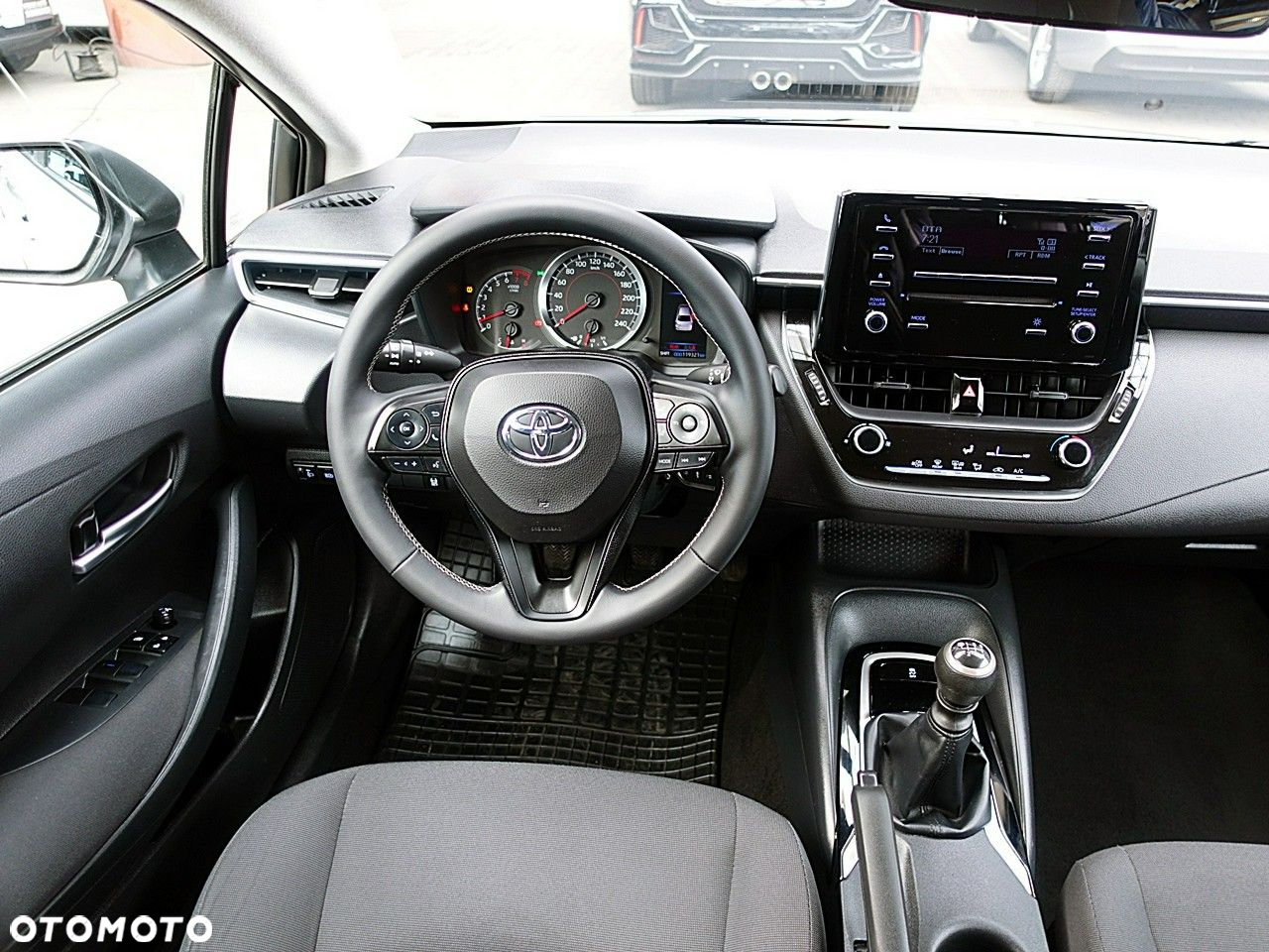 Toyota Corolla - 15