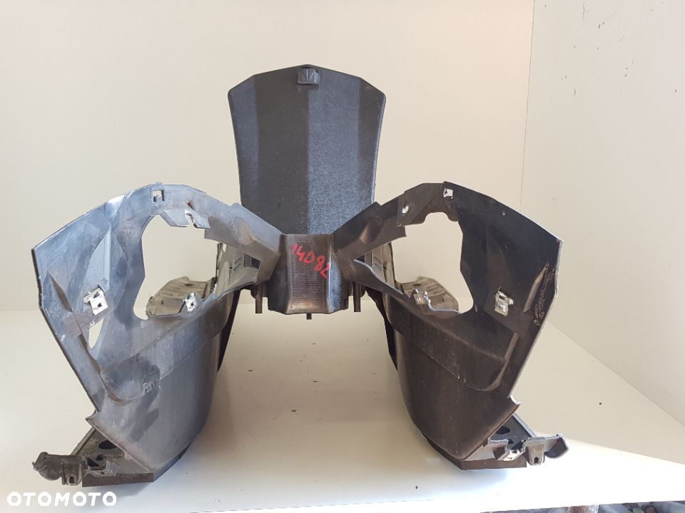 Malaguti Madison 125 2006 Podłoga Podest Tunel Klapka - 13