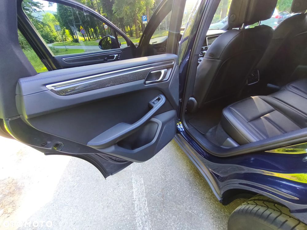 Porsche Macan - 17