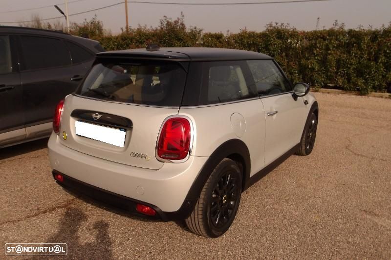 MINI 3 Portas Cooper SE - 2