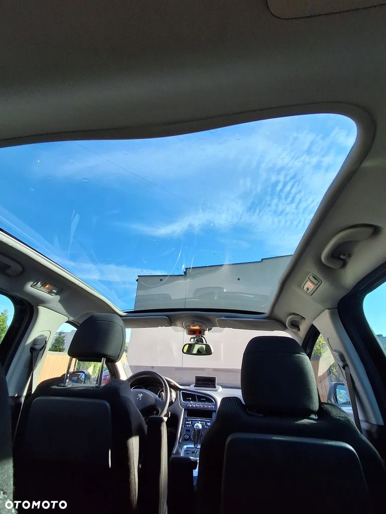 Peugeot 5008 - 10