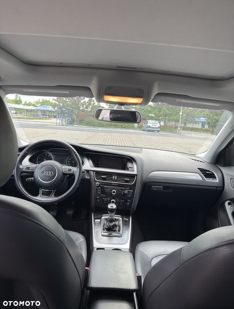 Audi A4 Limousine 2.0 TFSI Quattro - 8