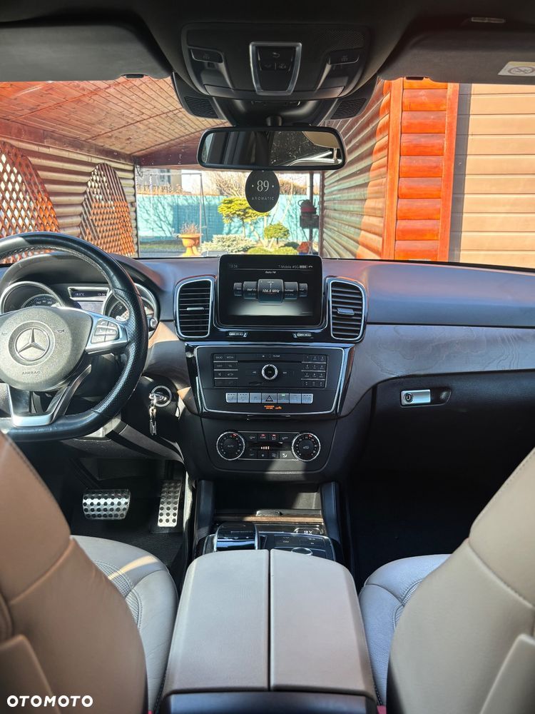 Mercedes-Benz GLE 350 d 4-Matic - 11
