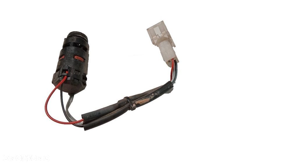 CZUJNIK TEMP. POWIETRZA DOLOTOWEGO XF106 EURO 6 1925718 - 2