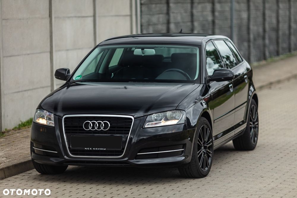 Audi A3 Sportback 2.0 TDI Ambiente - 8