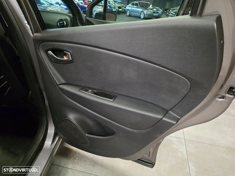 Renault Captur 1.5 dCi Exclusive - 20
