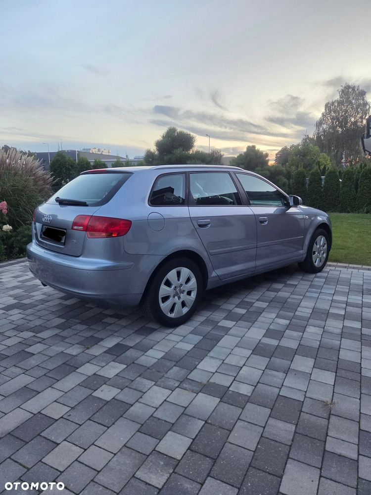 Audi A3 Sportback - 4