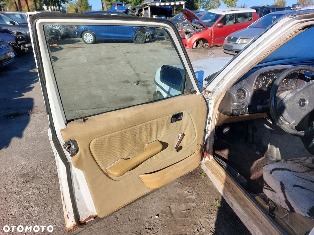 Zderzak MERCEDES 123 2.0D  80R. maska,drzwi,klapa,lampy.... - 8