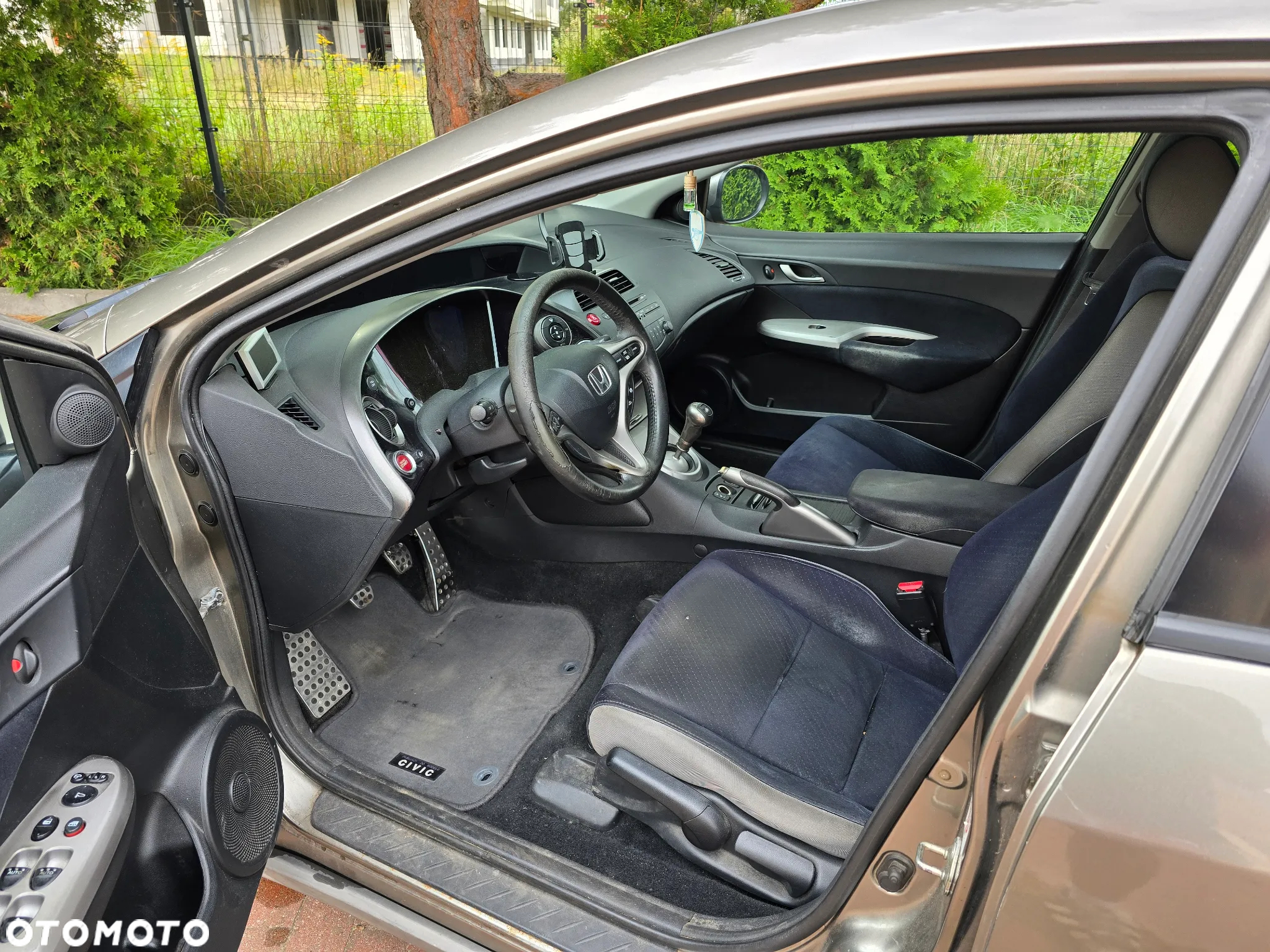 Honda Civic 1.8 Sport - 11