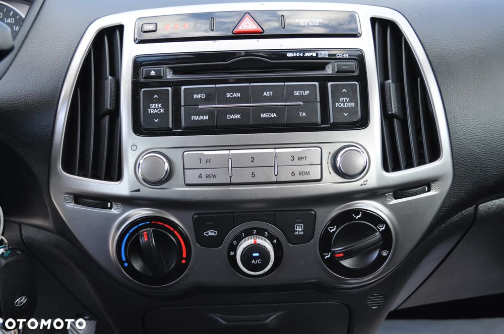 Hyundai i20 1.25 Wersja Jubileuszowa - 25