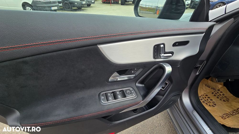 Mercedes-Benz CLA 250 4MATIC Coupe - 13