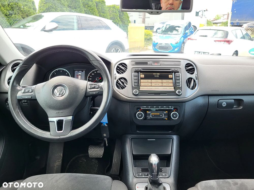 Volkswagen Tiguan 2.0 TDI DPF 4Motion BlueMotion Technology DSG Exclusive - 22