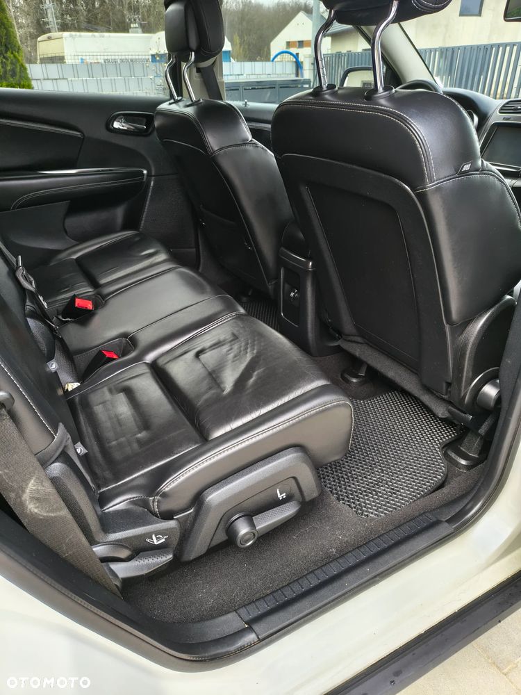 Fiat Freemont 2.0 Multijet Black Code AWD - 13