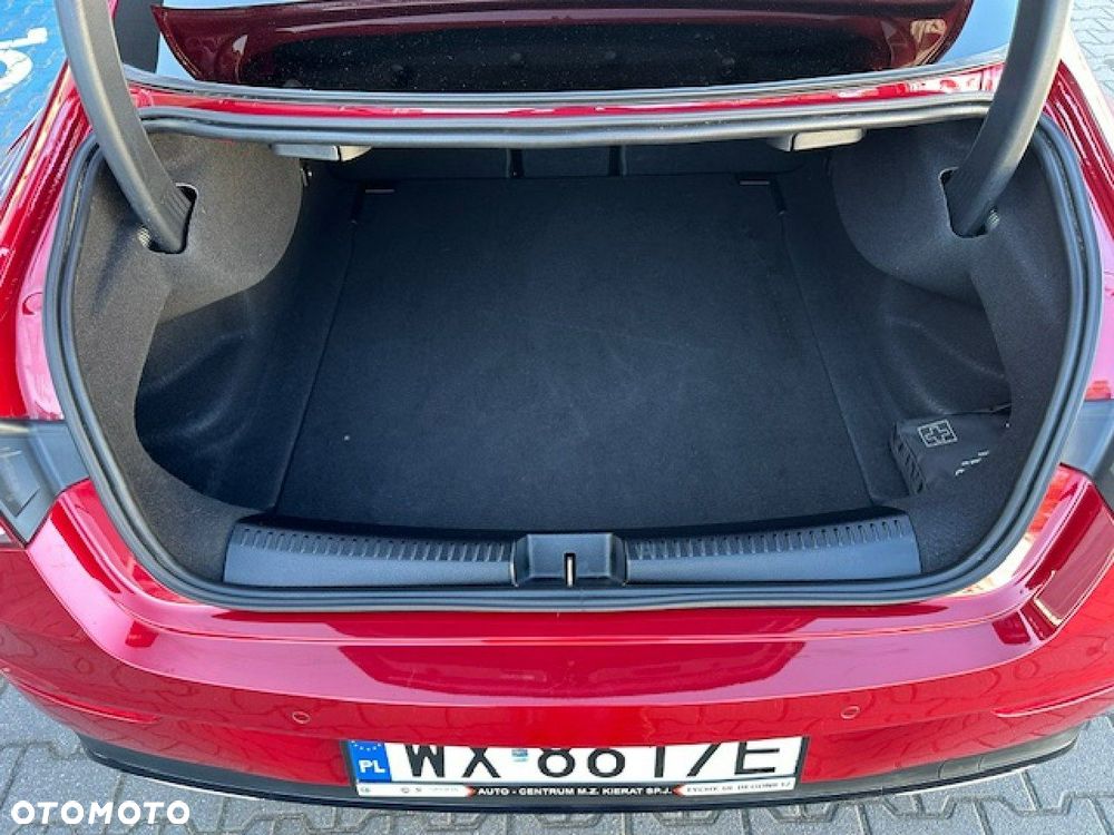 Mercedes-Benz CLA - 30