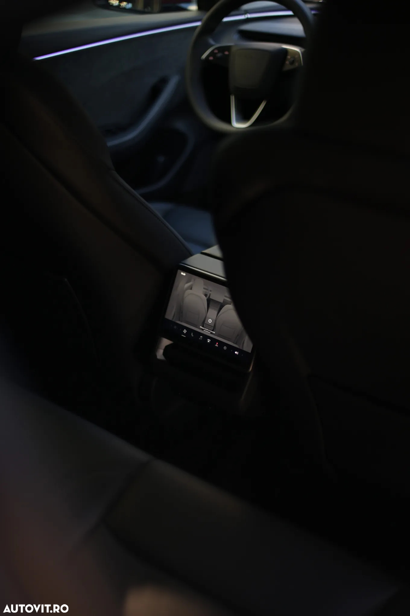 Tesla Model 3 AWD Long Range - 8
