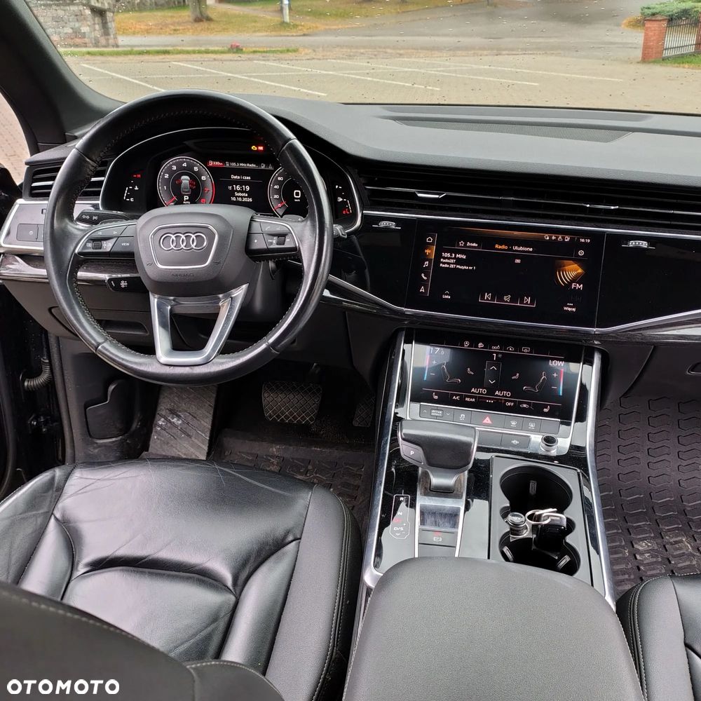 Audi Q8 55 TFSI mHEV Quattro Tiptronic - 33