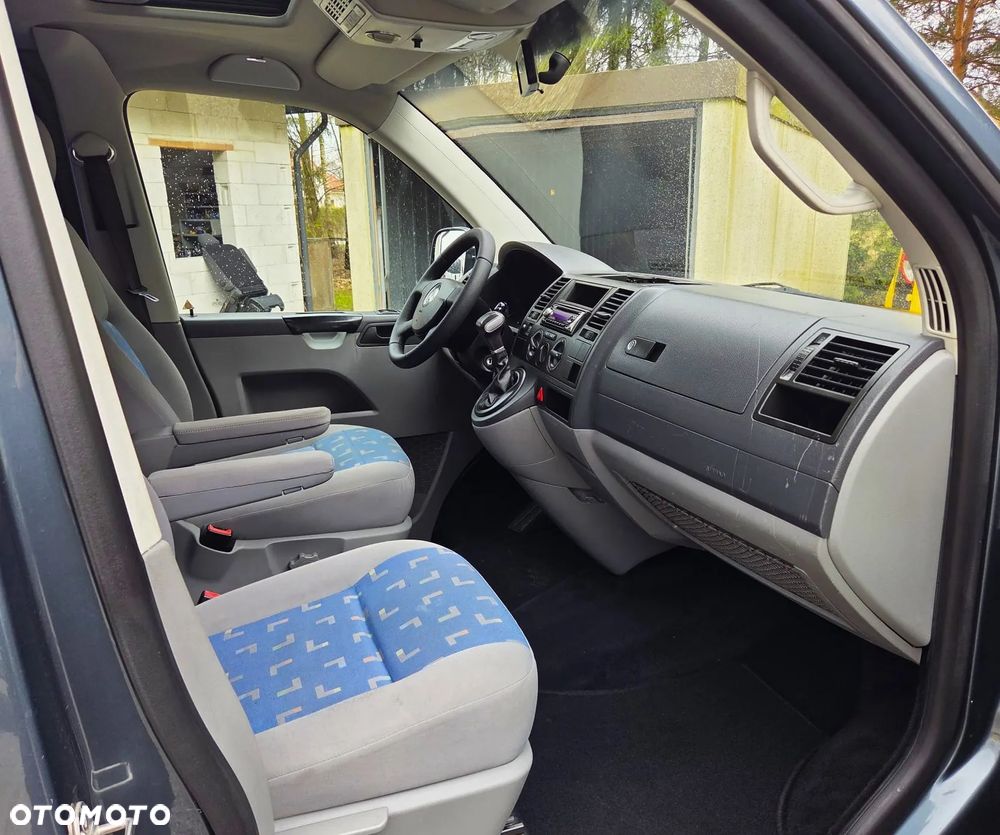 Volkswagen Transporter T5 - 8