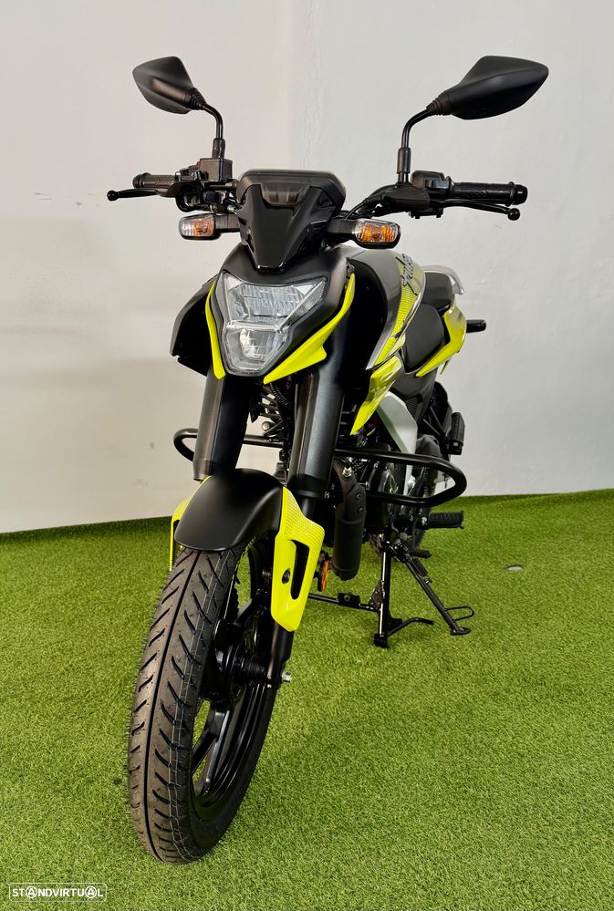 Bajaj Pulsar N 125 - 13