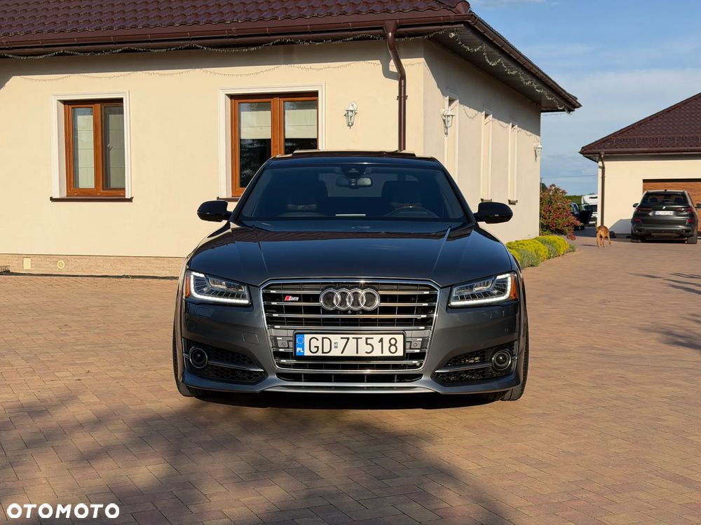 Audi A8 4.0 TFSI cylinder on demand quattro tiptronic Lang - 2