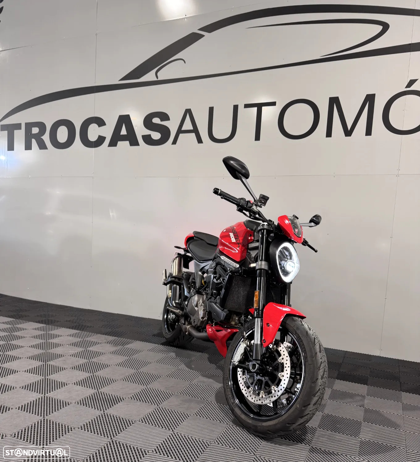 Ducati Monster 937 - 23