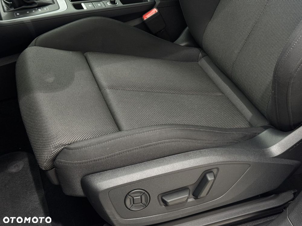 Audi Q3 Sportback - 11