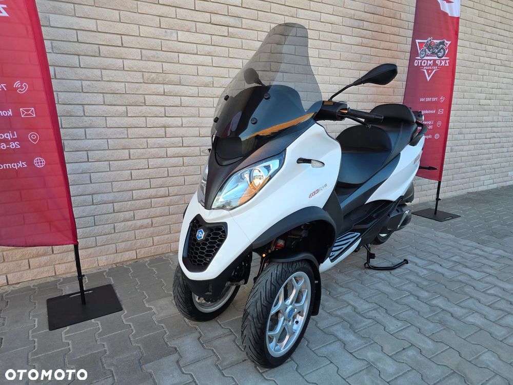 Piaggio MP-3 - 1