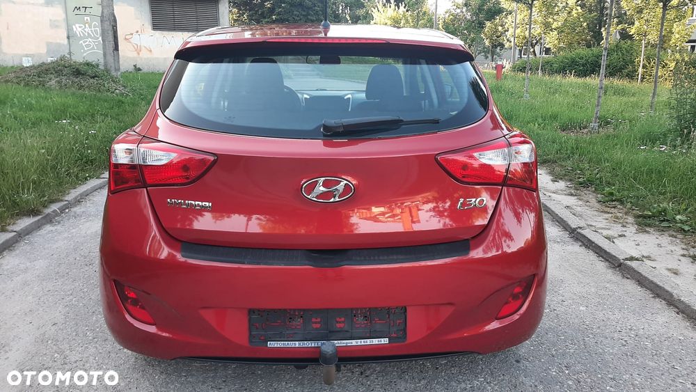 Hyundai i30 1.6 CRDI Trend - 8