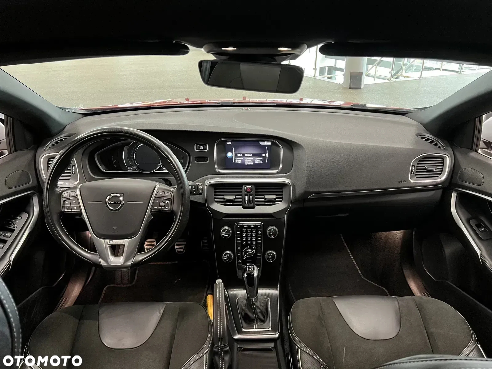 Volvo V40 T4 RDesign - 18
