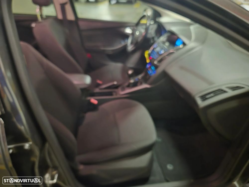 Ford Focus SW 1.5 TDCi Trend+ - 42