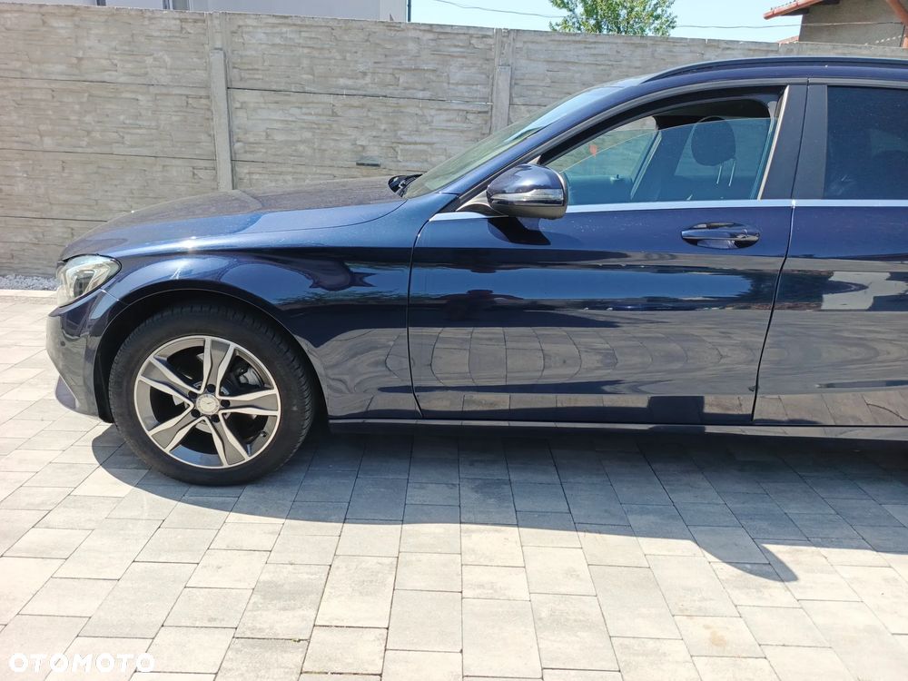 Mercedes-Benz Klasa C 220 d 4-Matic 7G-TRONIC - 15