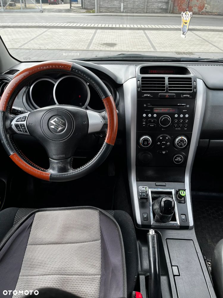 Suzuki Grand Vitara 1.6 - 4