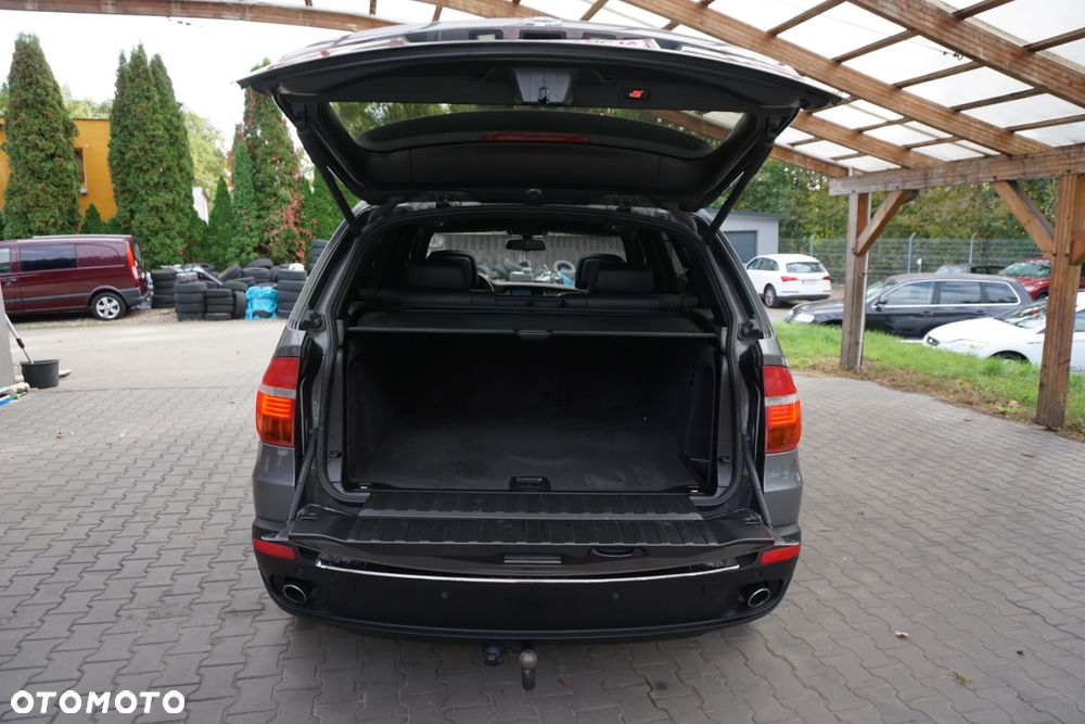 BMW X5 2010 photo 5