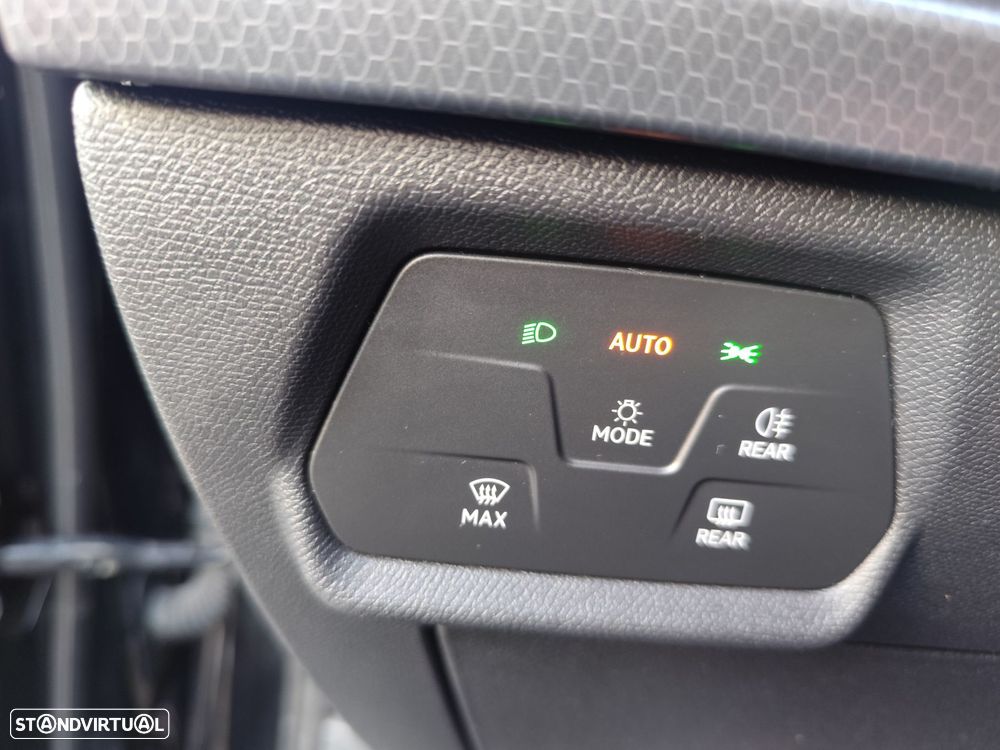 SEAT Leon ST 2.0 TDI Style - 20