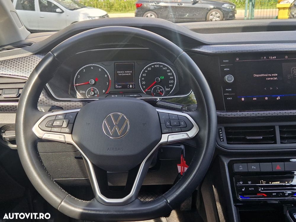 Volkswagen T-Cross - 11