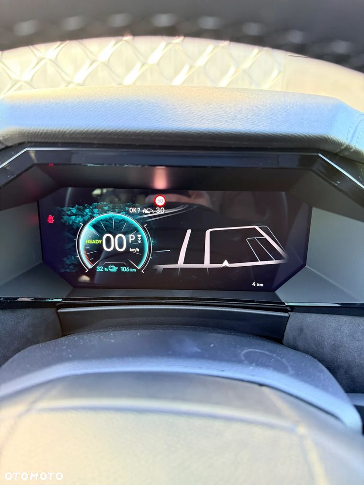 DS Automobiles N°4 E-Tense 58.3kWh Étoile Alcantara - 20