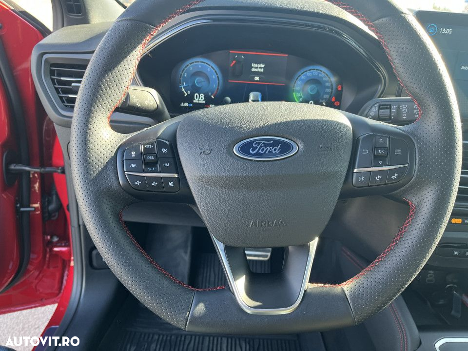 Ford Focus - 11