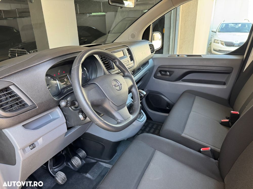 Opel Vivaro Lang Flexcab - 9