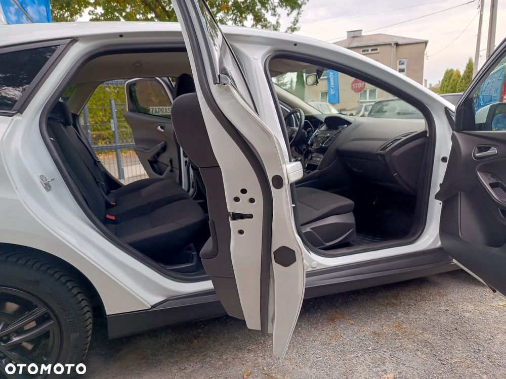 Ford Focus - 16