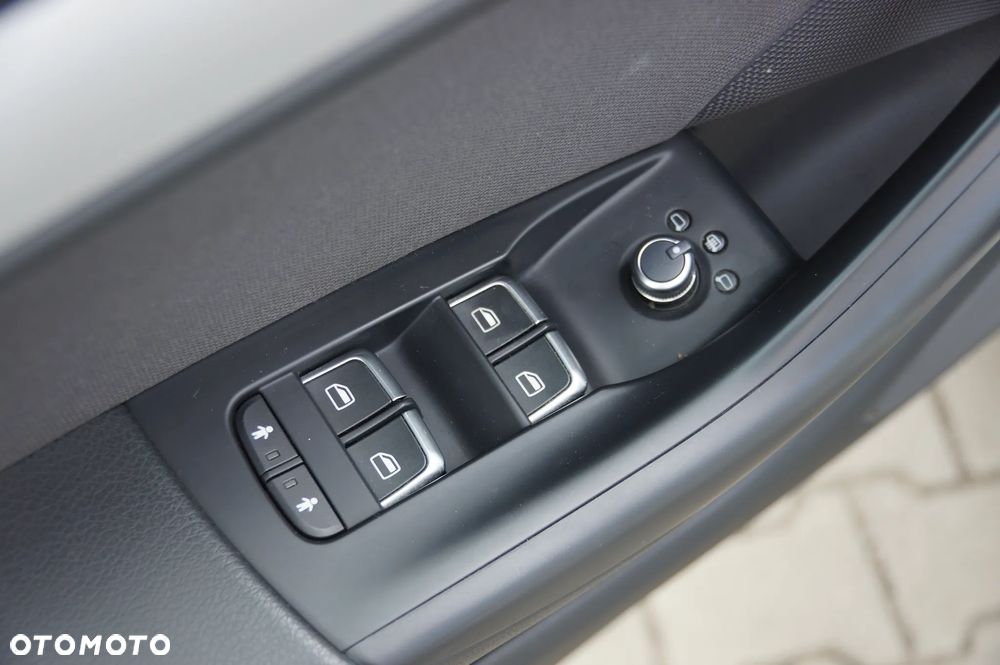 Audi Q3 35 TDI Quattro S tronic - 24